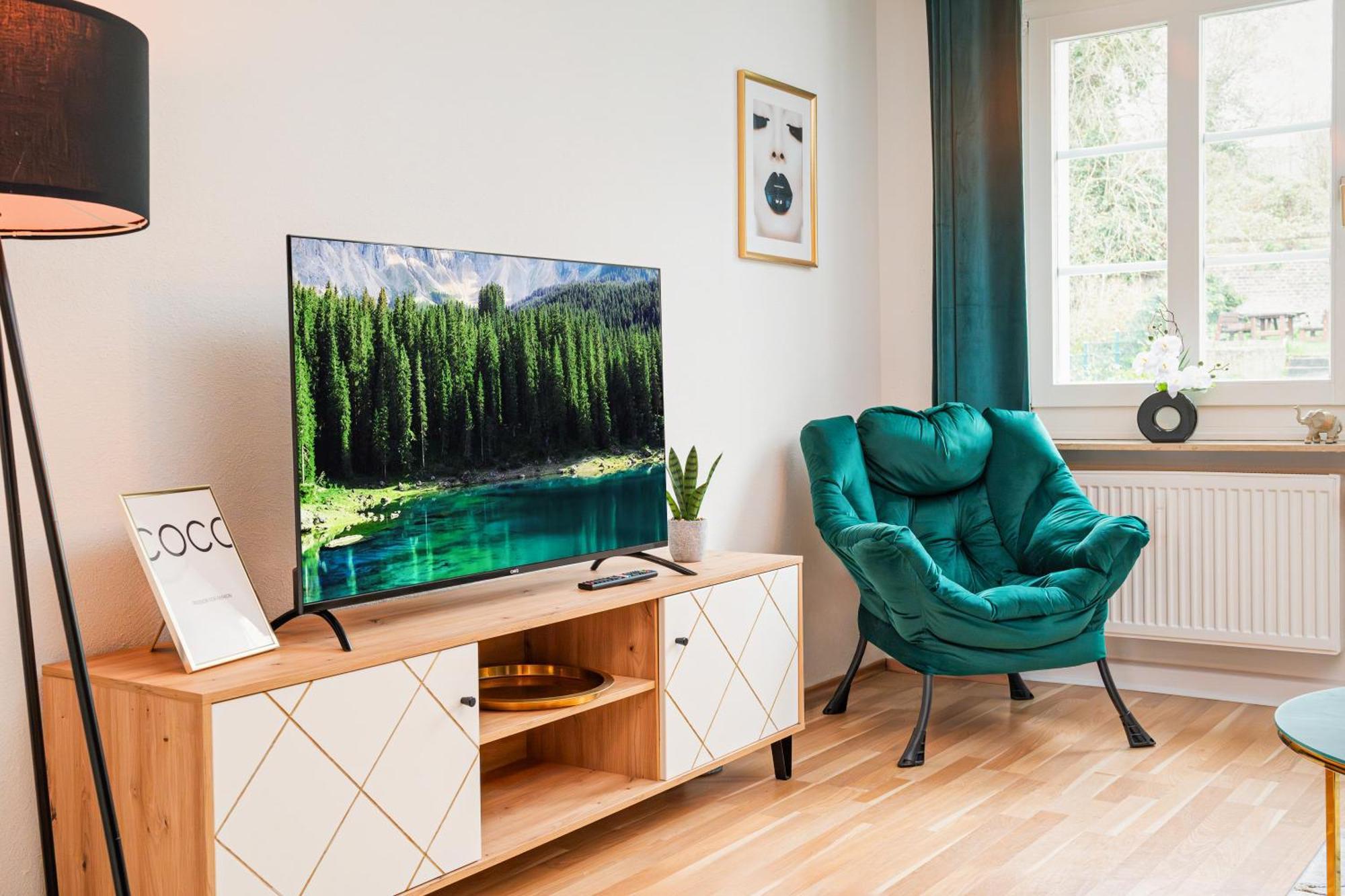 Smart Home - Wuppertal - Perfect For 6 Guests - Central - Netflix - Schwebebahn - Free Parking Zone Екстер'єр фото